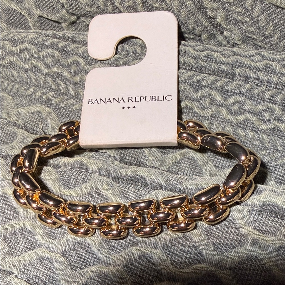 Banana Republic Gold Chain Bracelet